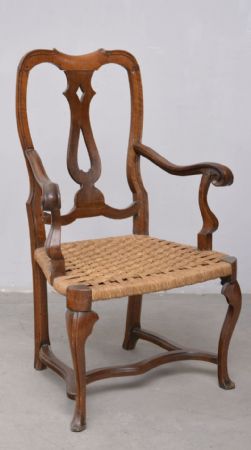 Walnut armchair, 18th century, Emilia, Modena