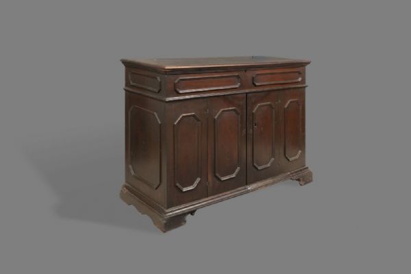 Rara credenza, Reggio Emilia séc. XVII