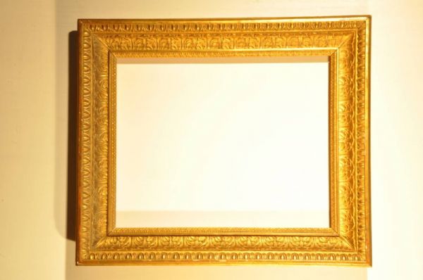 Pair of Neoclassical frames Emilia