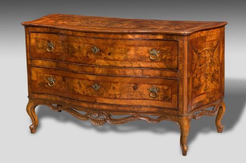 Commode élégante, Venise XVIIIe siècle
