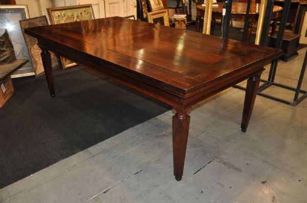 Grande tavolo allungabile, Emilia sec. XVIII
